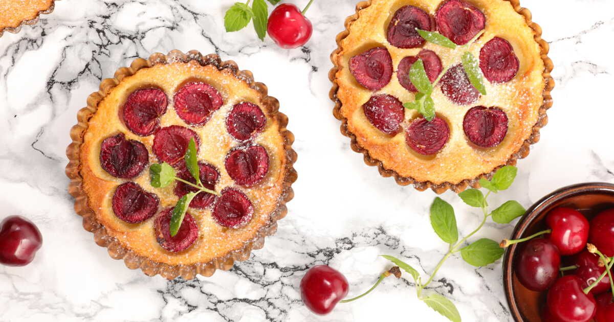 La recette incontournable du clafoutis aux cerises avec une touche d'aspérule