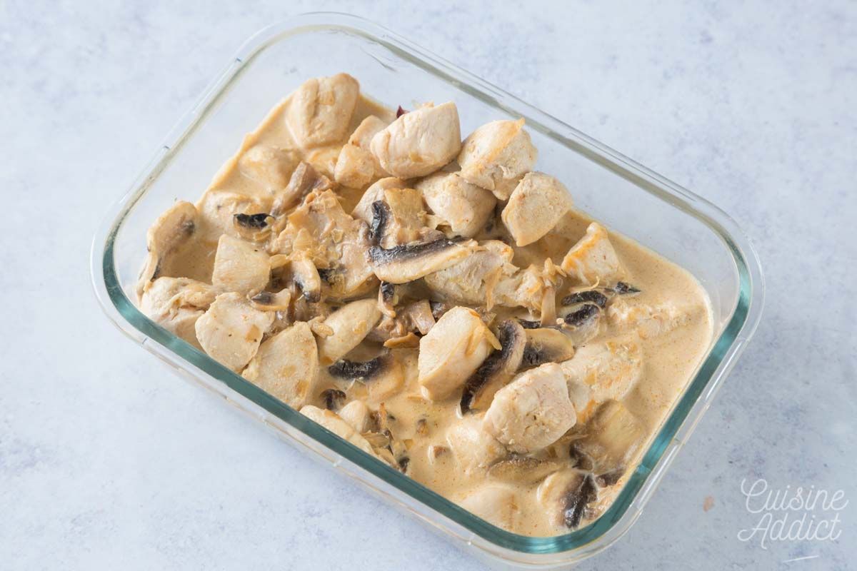Pâtes au poulet, crème et champignons : la recette réconfortante