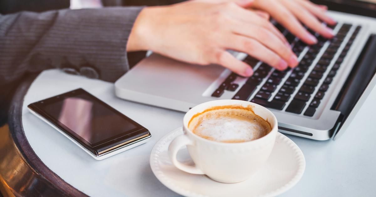 Travailler dans un café : jusqu'où peut-on aller sans froisser les serveurs ?