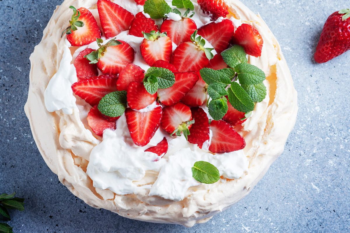 Découvrez la pavlova délicieuse selon Philippe Etchebest