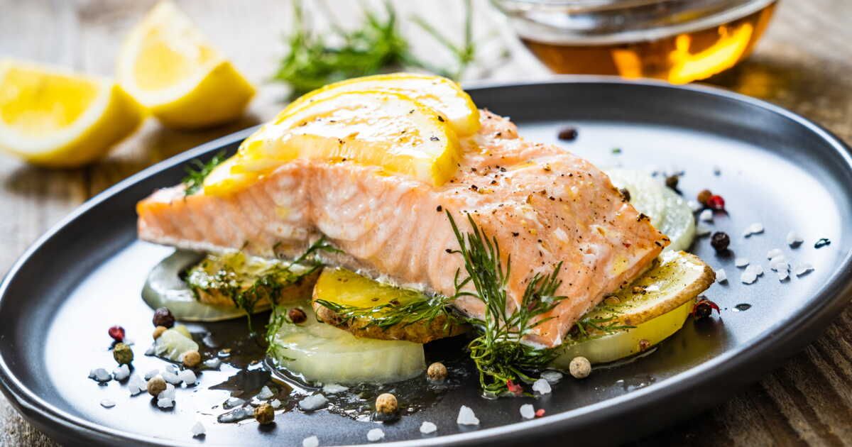 Saumon en papillote au citron : une recette rapide et savoureuse en 10 minutes