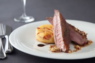 Filet de canette rôti au miel de thym acidulé