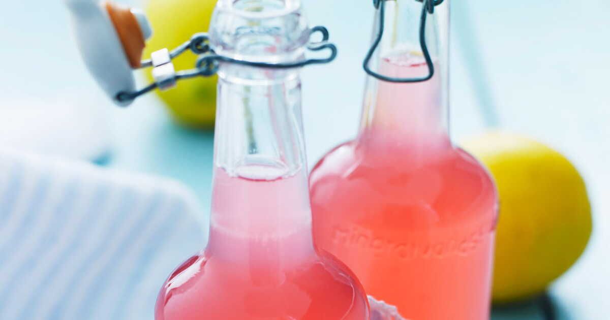 Jus de rhubarbe à la vanille