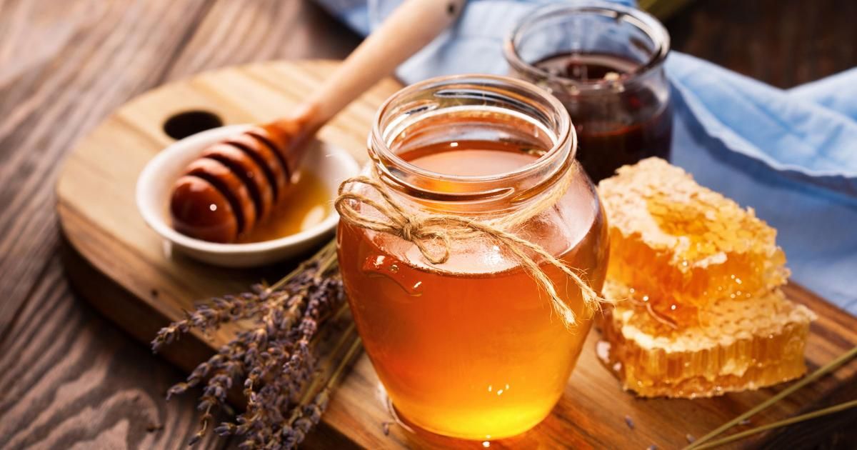 Plongée au cœur des saveurs du miel : guide essentiel