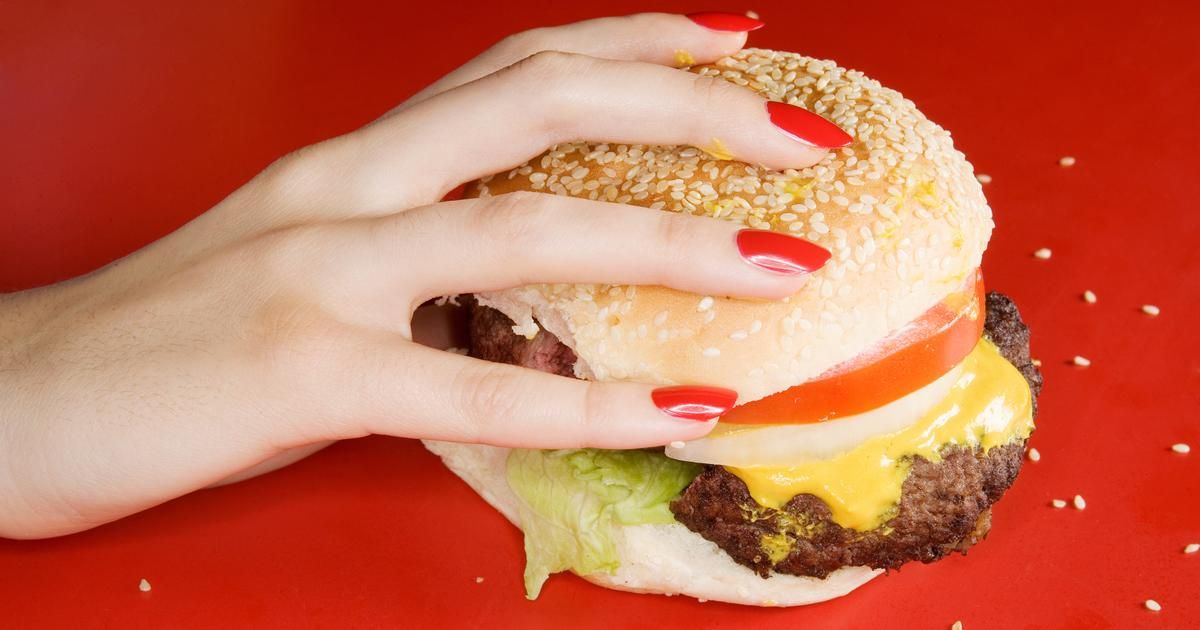 L'irrésistible ascension du burger chez les femmes