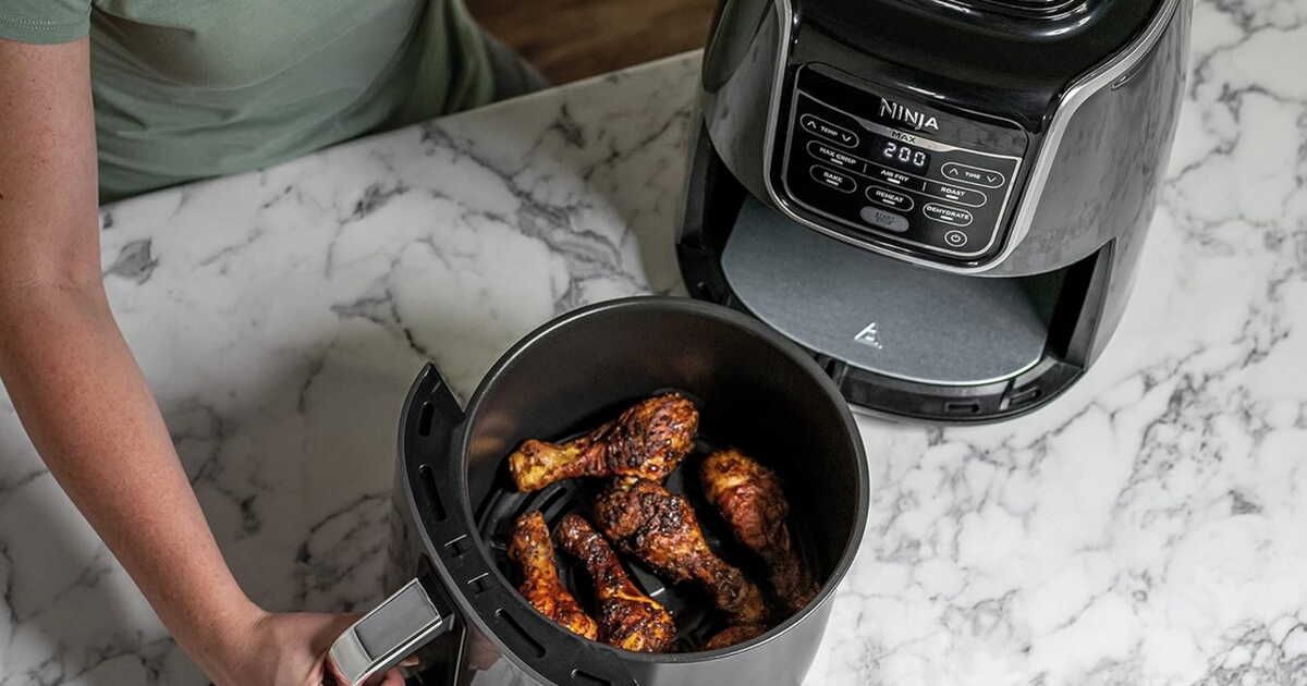 Pour moins de 100 euros, succombez à la tendance AirFryer avec ce modèle Ninja en version familiale