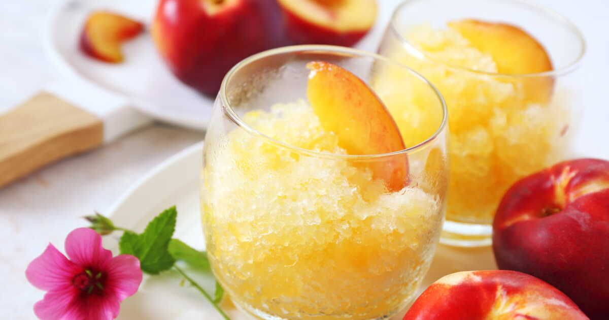 Les délices d'été : 10 recettes irrésistibles à base de pêches, nectarines et brugnons