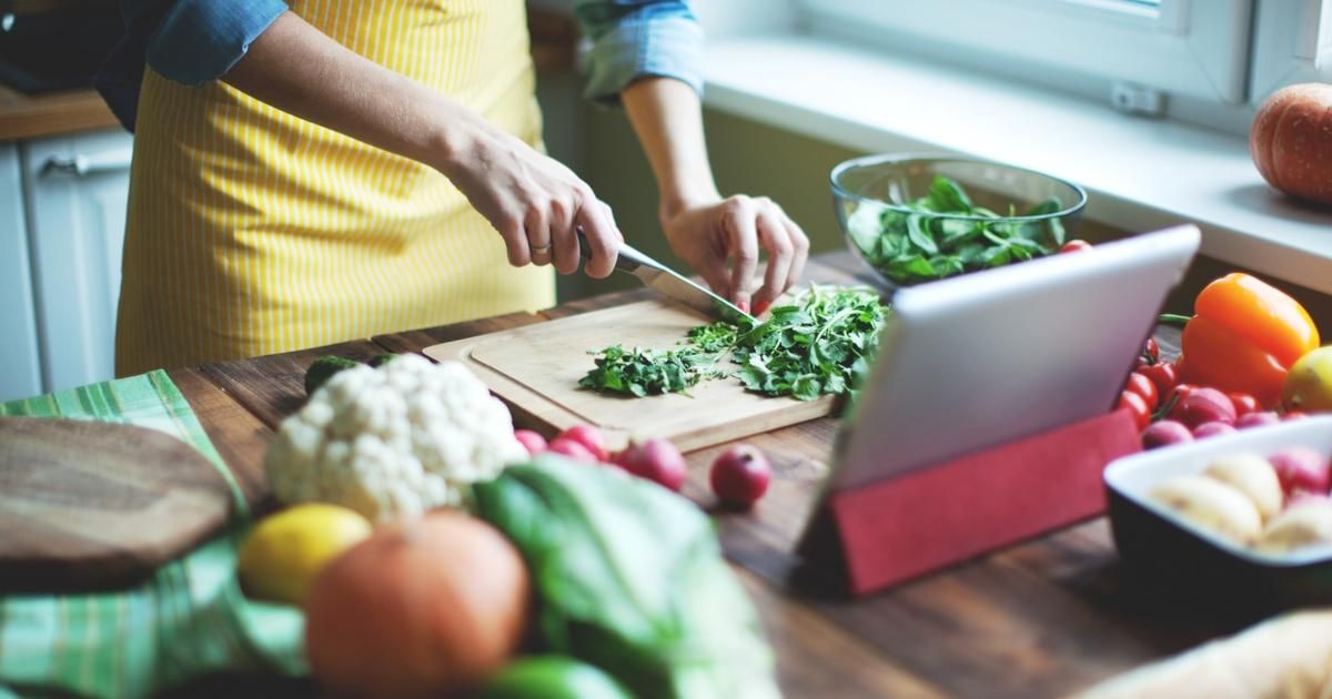 Dîner tard : bien se nourrir même à la dernière minute