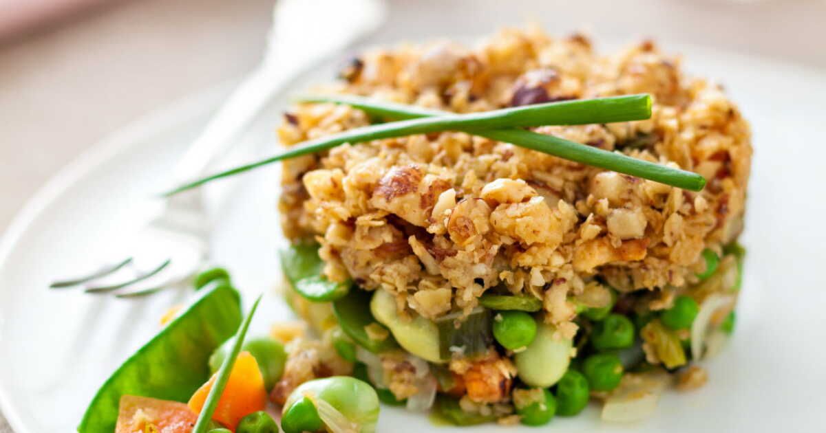 La magie du crumble de légumes aux noisettes