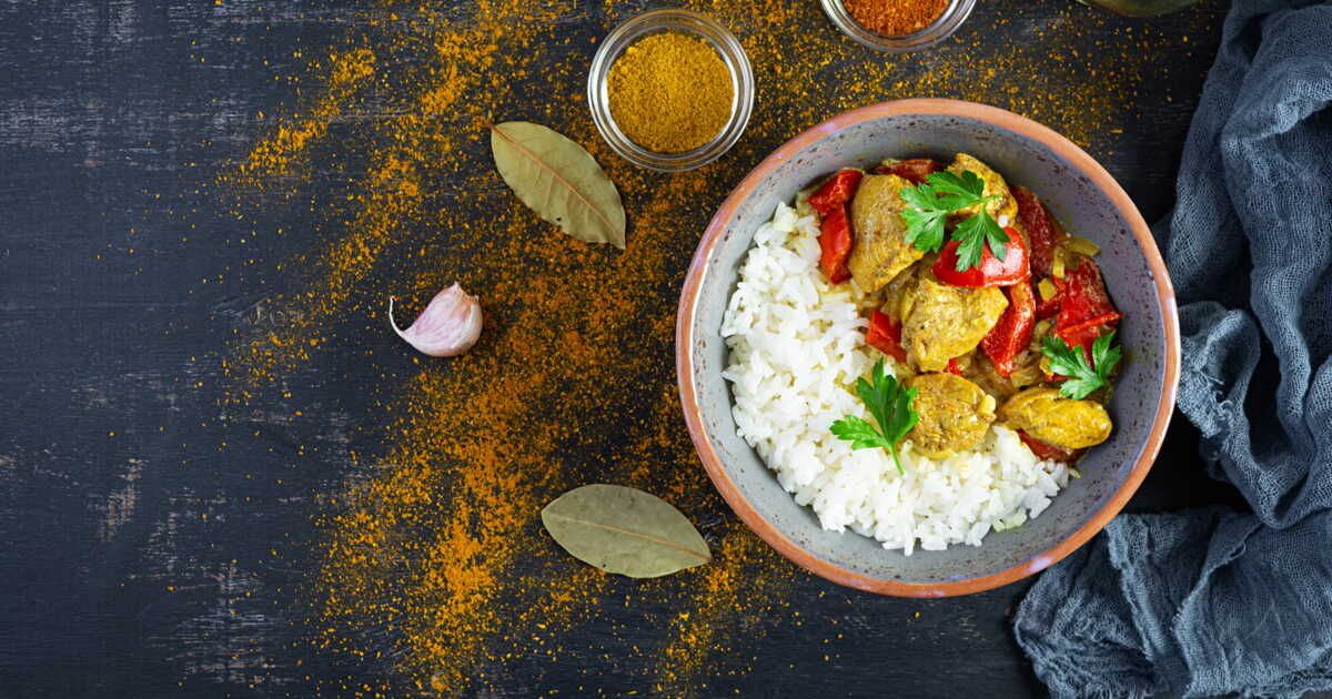 Transformez vos restes de Noël en un curry de dinde savoureux
