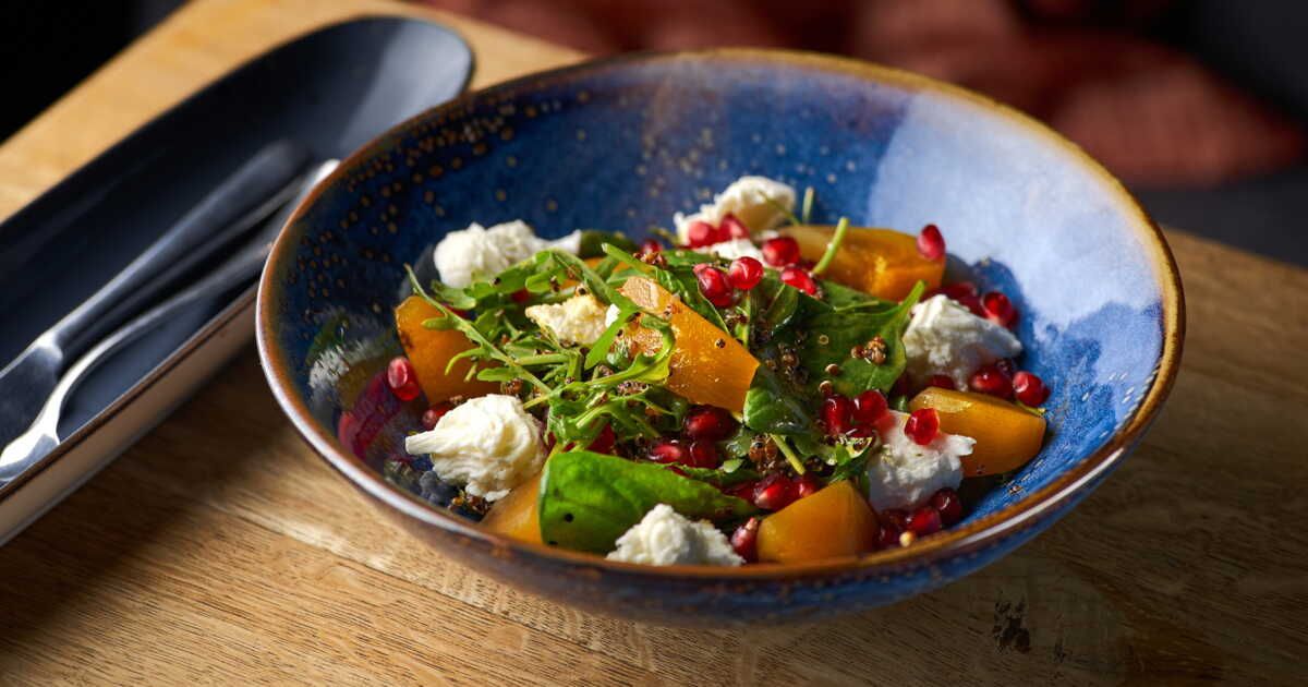 Une salade hivernale au butternut rôti et chèvre qui va vous régaler