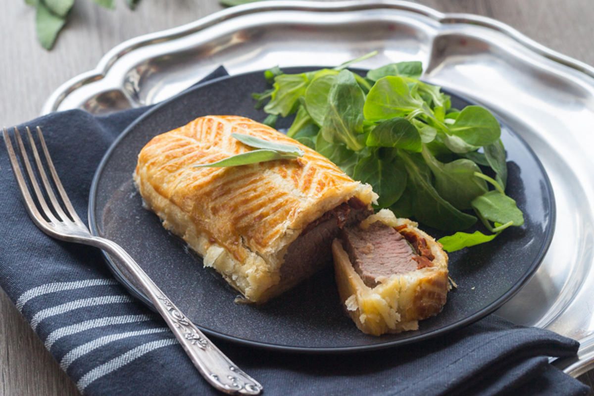 Filet d'agneau en croûte aux tomates séchées
