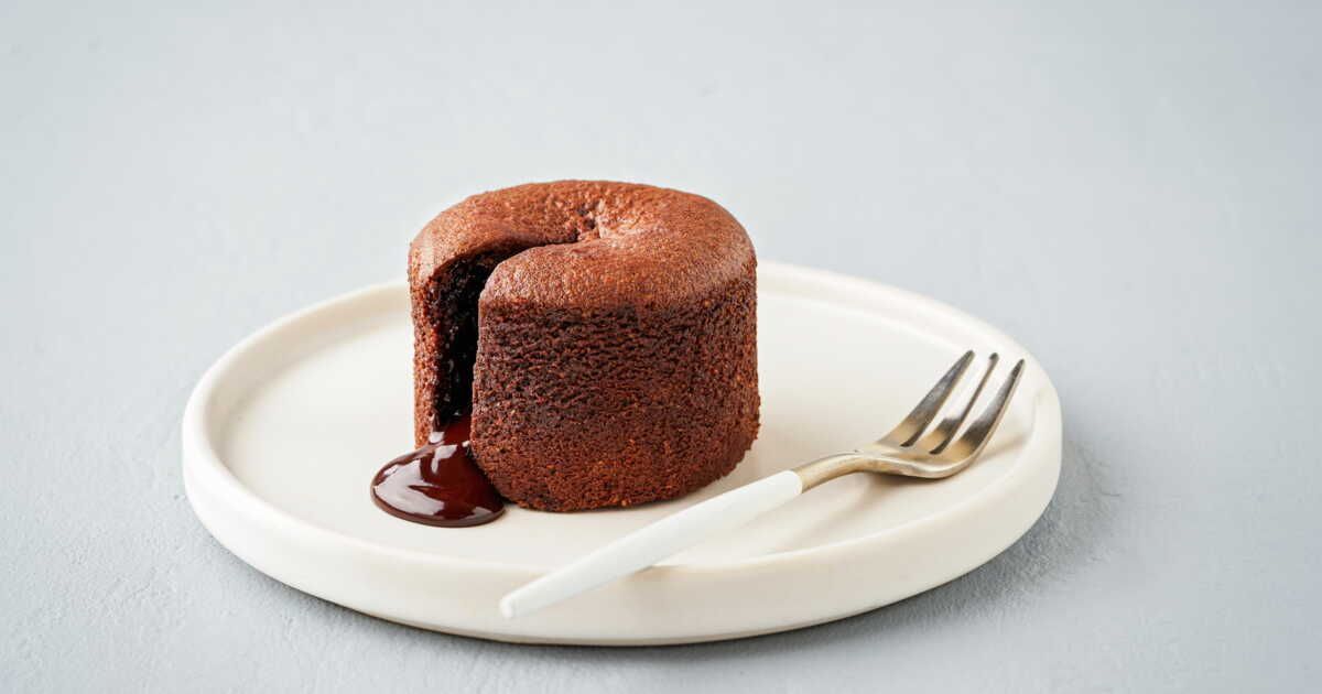 Le fondant au chocolat revisité : préparation rapide avec l'air fryer